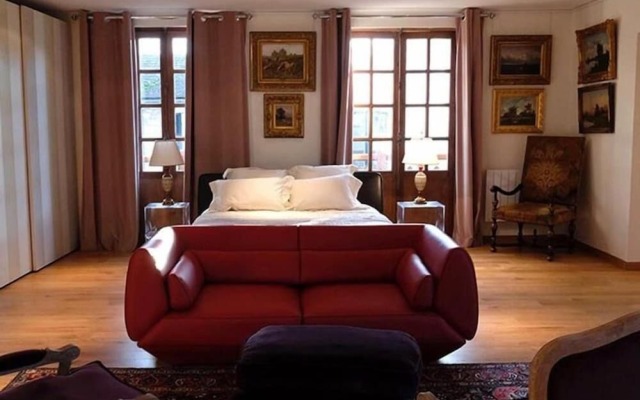 Besharat Gallery & Museum