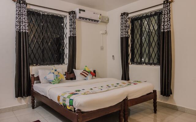 OYO 24114 Home Decent Studio Candolim