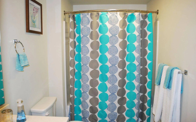 Seattle Center Luxury Suites by NSpire