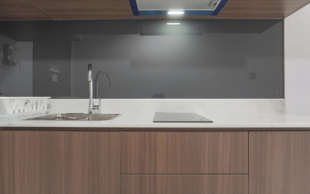 Cozy and Elegant Studio The Smith Alam Sutera Apartment