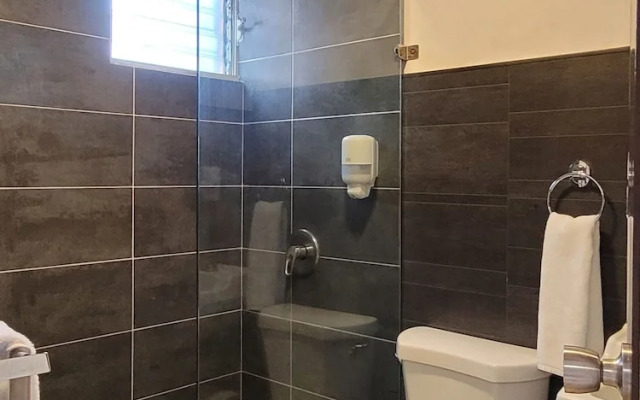 Aparta Hotel Drake