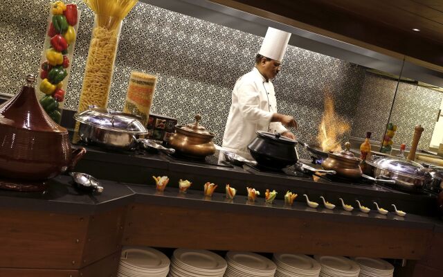 Grand Mercure Vadodara Surya Palace Hotel