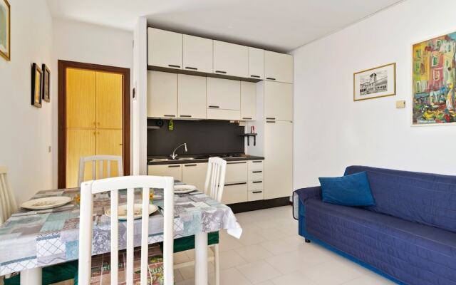 Snug Apartment in Ospedaletti With Swimming Pool