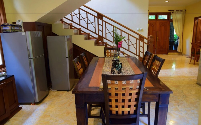 Villa Putu Mira By Maha Bali