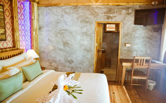 Phi Phi Phu Chalet Resort