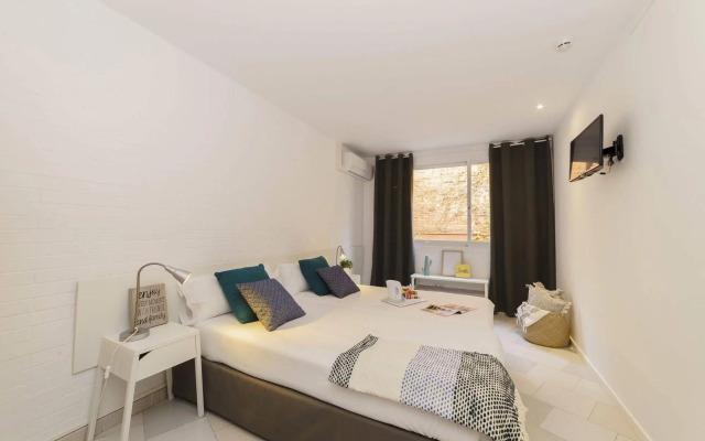 BYPILLOW House