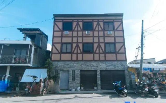 Skybox Pension House by RedDoorz