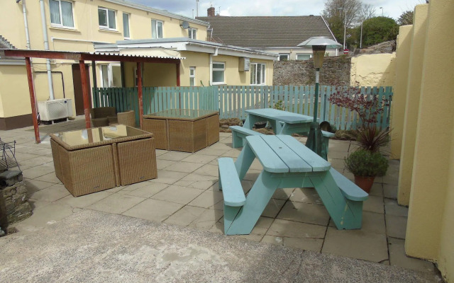The Pembrey Country Inn