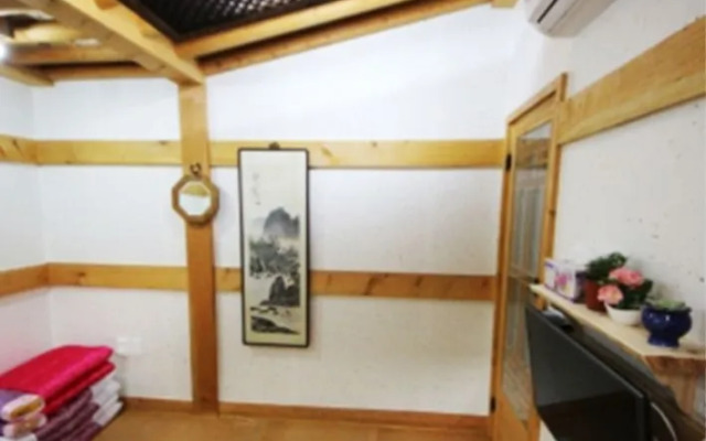 Gawondang Guest House