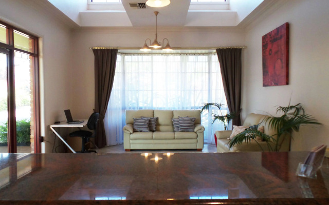 Best Western Ambassador Motor Inn & Apartments