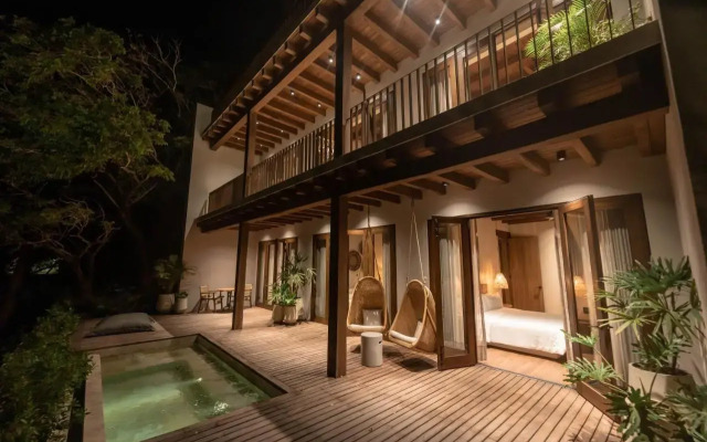 Makani Luxury Wanderlust