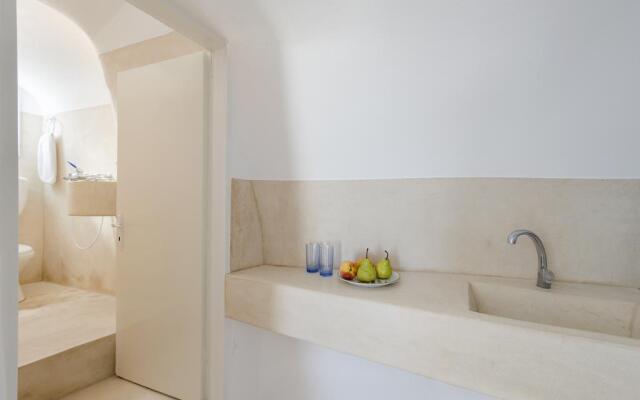 Agapi Cave House