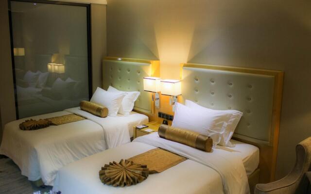Golden Phoenix International Hotel