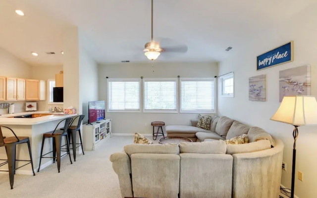 4 Mi to Beach: Lewes Townhome w/ Ping-pong Table