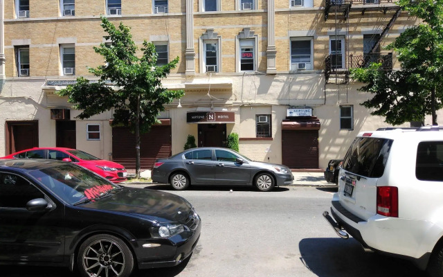 Neptune Hotel