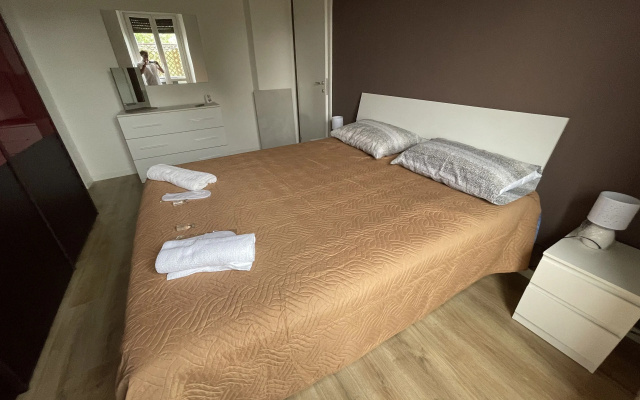 Impeccable 2-bed House in Milano up to 4 People