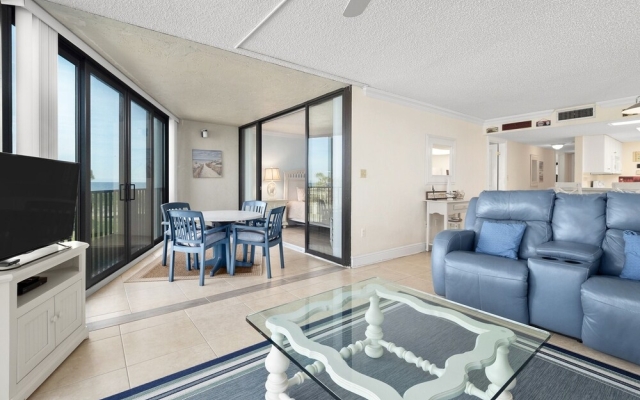 9902capquarter218cqnco - Captains Quarters 218