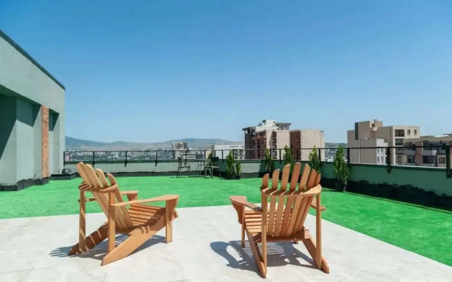 Epic 1Bed unit Huge Balcony area