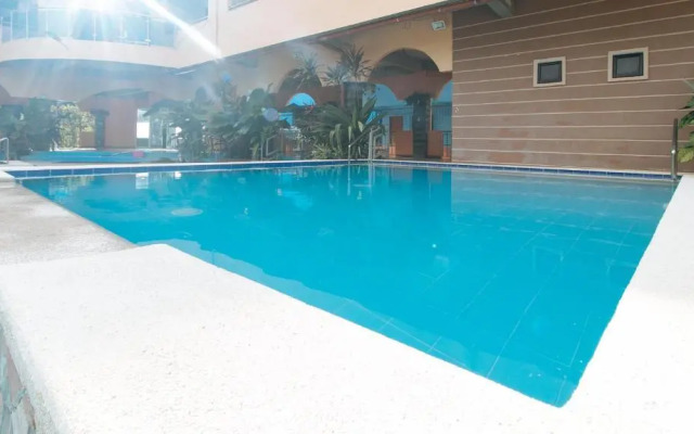 RedDoorz Plus near Municipality of Luisiana Laguna