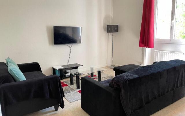 APPARTEMENT AU CENTRE VILLE de ROANNE 50 m²
