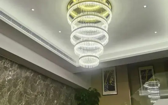 Homeinn Plus Hotel (Hangzhou West Lake Hubin Hefang Street Pedestrian Street)