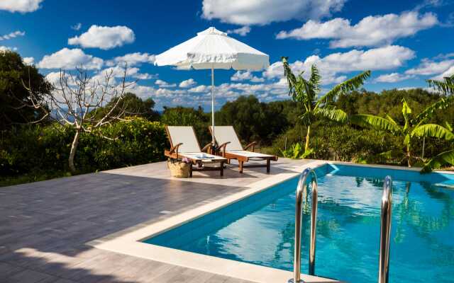 Tettix Summer House