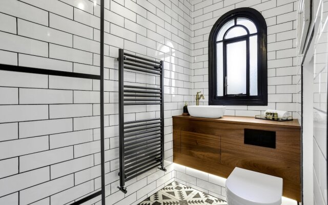 Beautiful Abode Near Camden Road