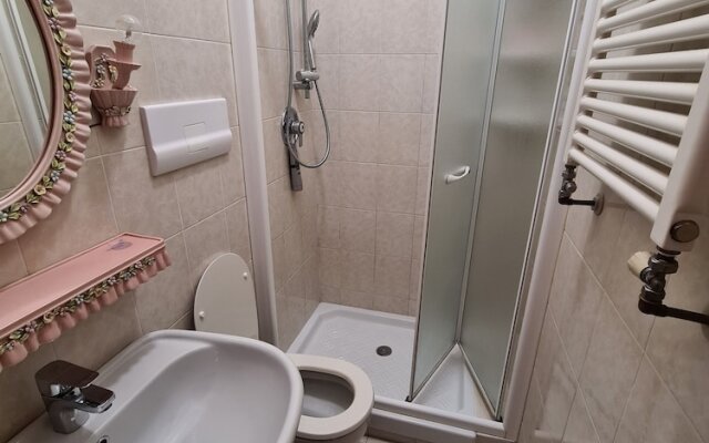 Santa in Caruggio- PortofinoVacanze