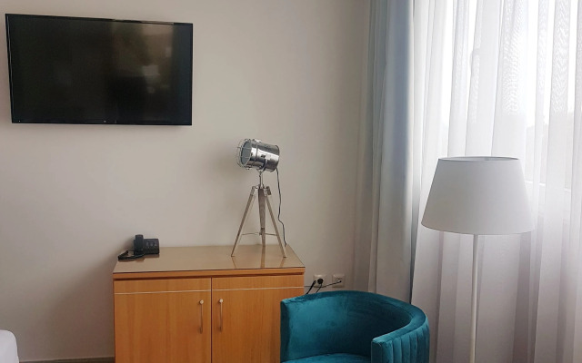 La Place Suites - La Place De La Gare