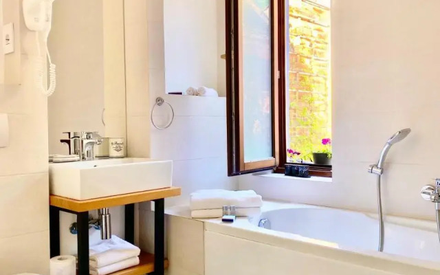 Arce 35 Boutique Hotel