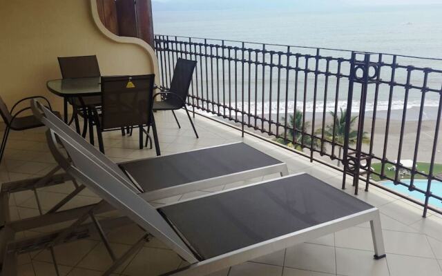 Unlimited Luxury SANMILLAN'S Condo