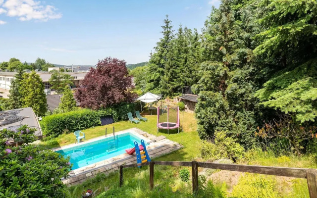 Apartment in Dresden With Pool in the Garden