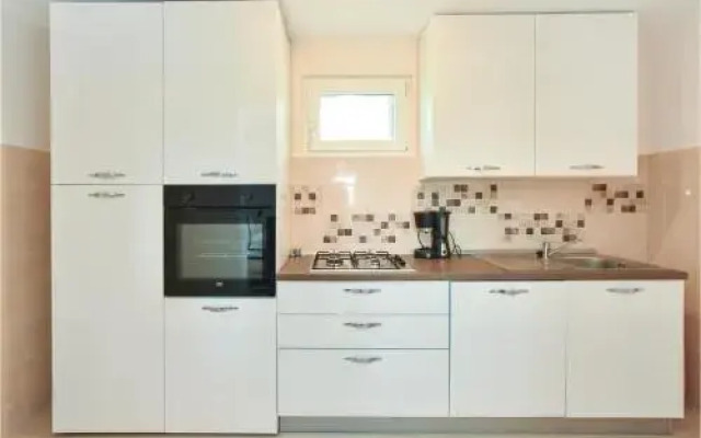 Four Bedroom Holiday Home In Kastel Sucurac