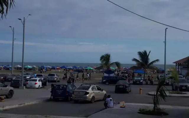 Apartamento Familiar frente a la Playa