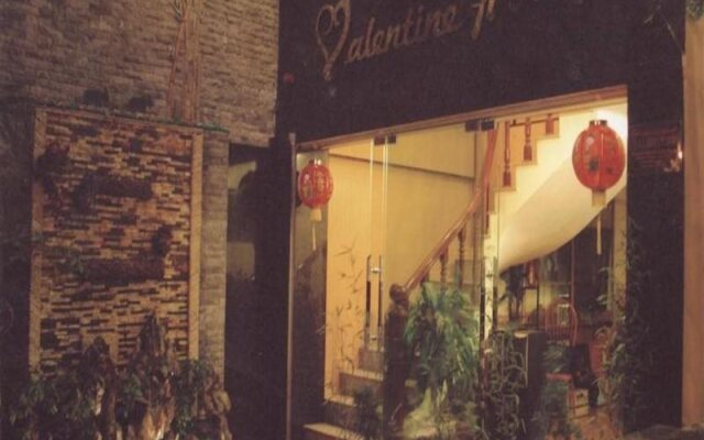 Valentine Hotel - Hong Ha