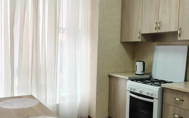 Studio apartments on 32 Tlostanova Street