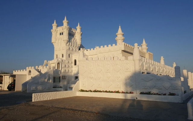 Snow White Castle Studios