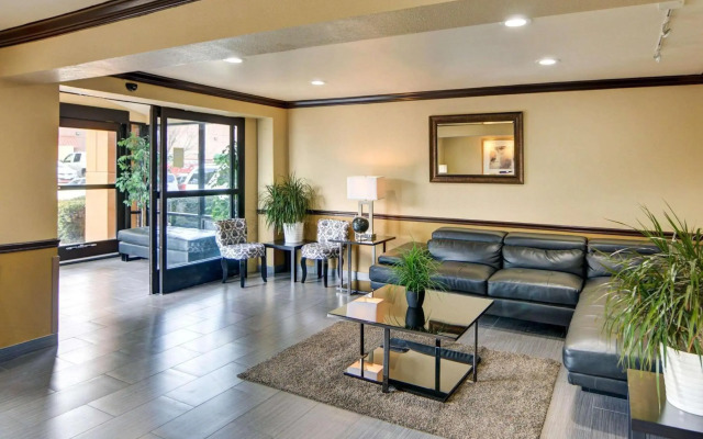 Quality Inn DFW Airport North