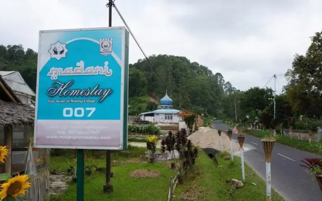 Homestay Madani 007 - Nita