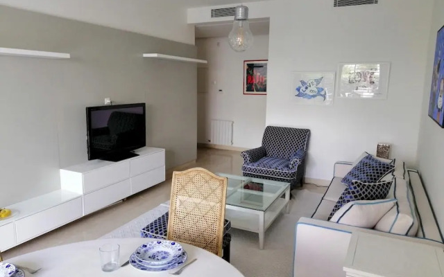 Luxueux Apt Avec Jardin et Garage Priv s Marsa