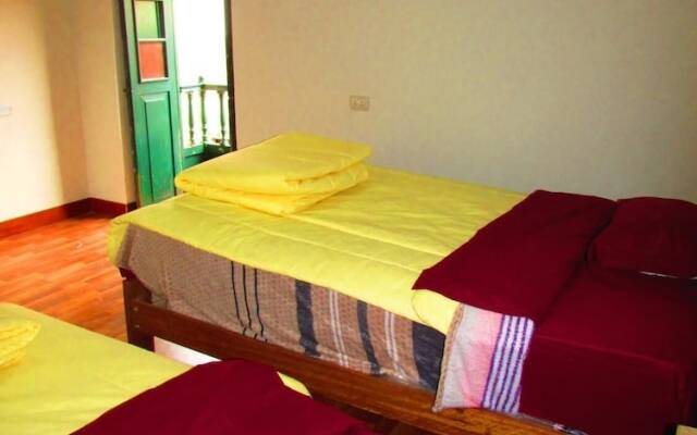 The Grasshopper Hostels AV Alta