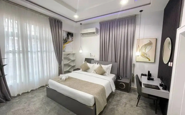 UrbanEdge Hotel