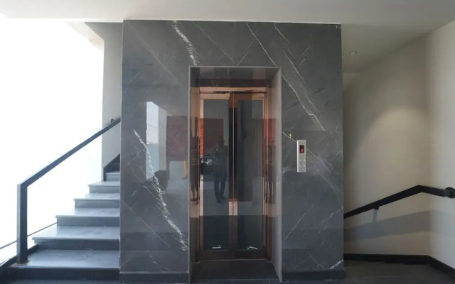 Hotel Millennium