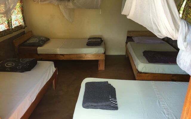 Deans Hillview Backpackers - Hostel