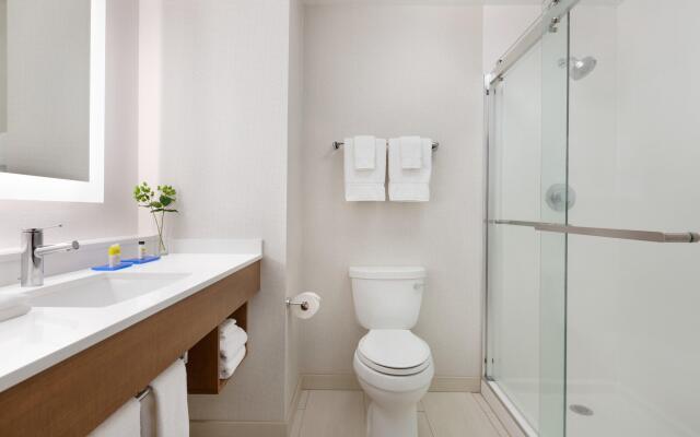 Holiday Inn Express Hotel & Suites Merced by IHG