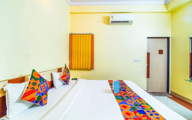 FabHotel Starleaf Prime