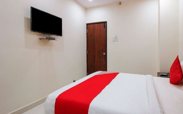 OYO 23323 Hotel Dove