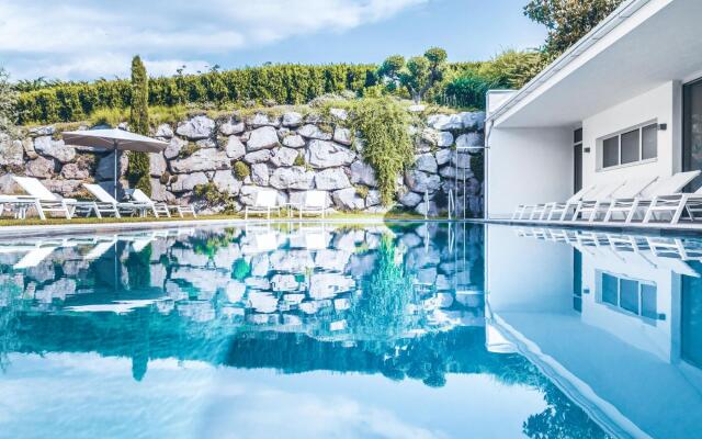 Modern flat in Merano with outdoor shower