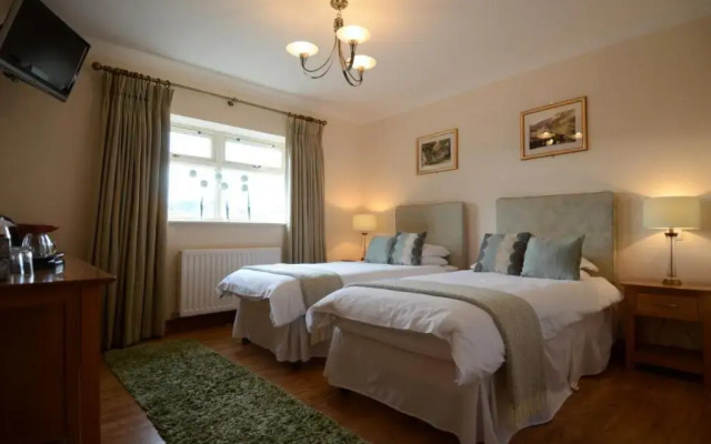 The Bell Country Inn