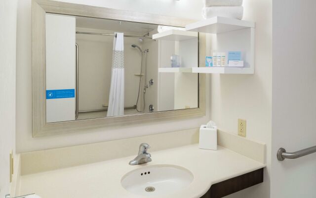 Hampton Inn & Suites by Hilton Halifax - Dartmouth